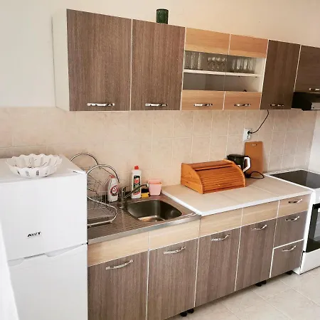 Stan Na Dan Grahovo Apartment Bosansko Grahovo Exterior photo